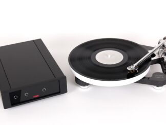 Rega Naia Skivspelare