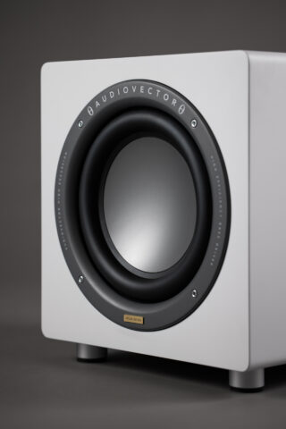 231106_Audiovector_QR28917