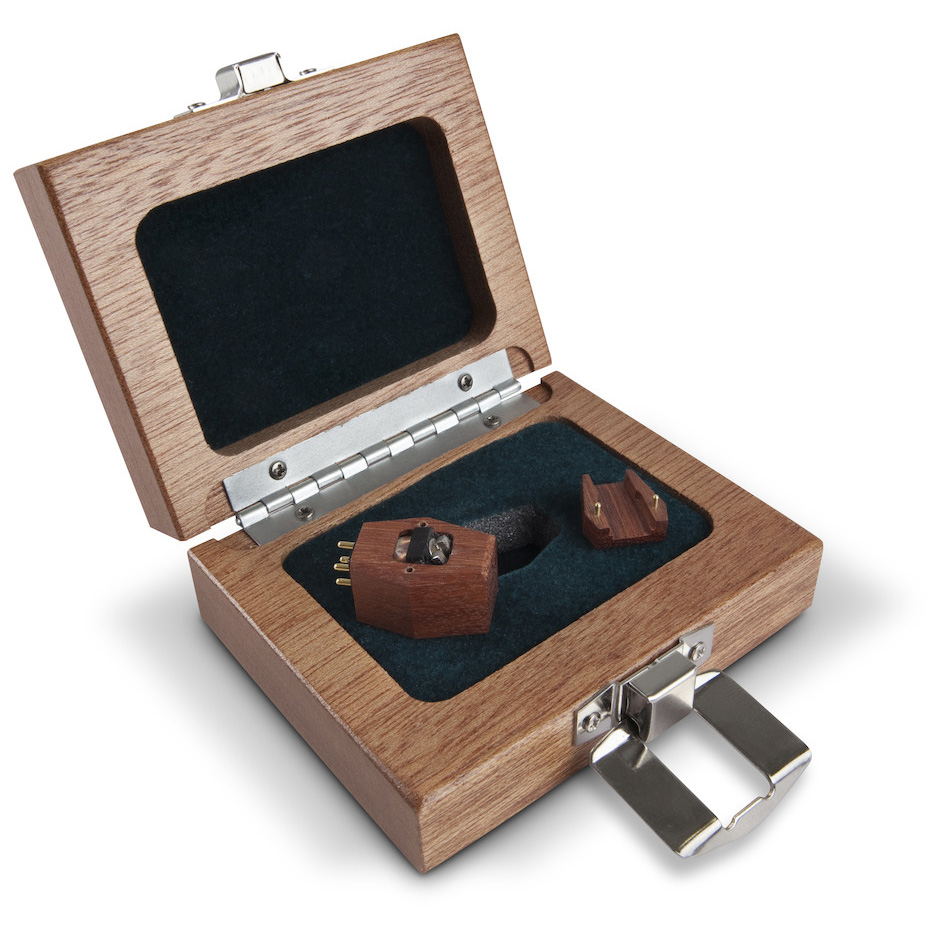 Grado-Reference2-2.jpg