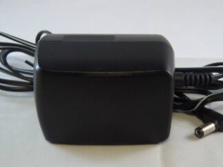 Thorens strömadapter passar till dom flesta av Thorens modeller.